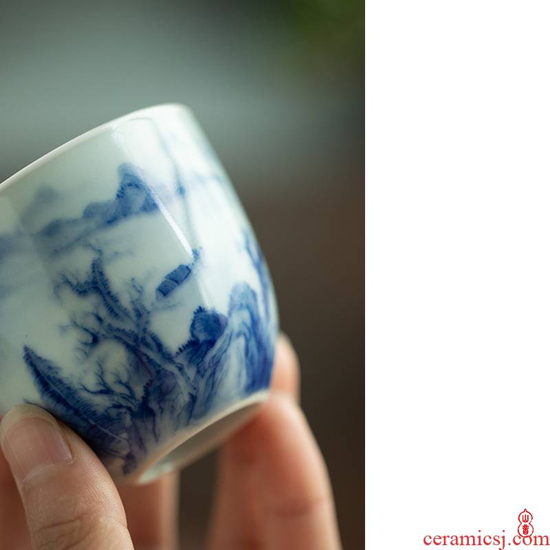Castle peak day room jingdezhen blue and white painting landscape poems, a cup of kung fu tea cups personal special master cup single CPU