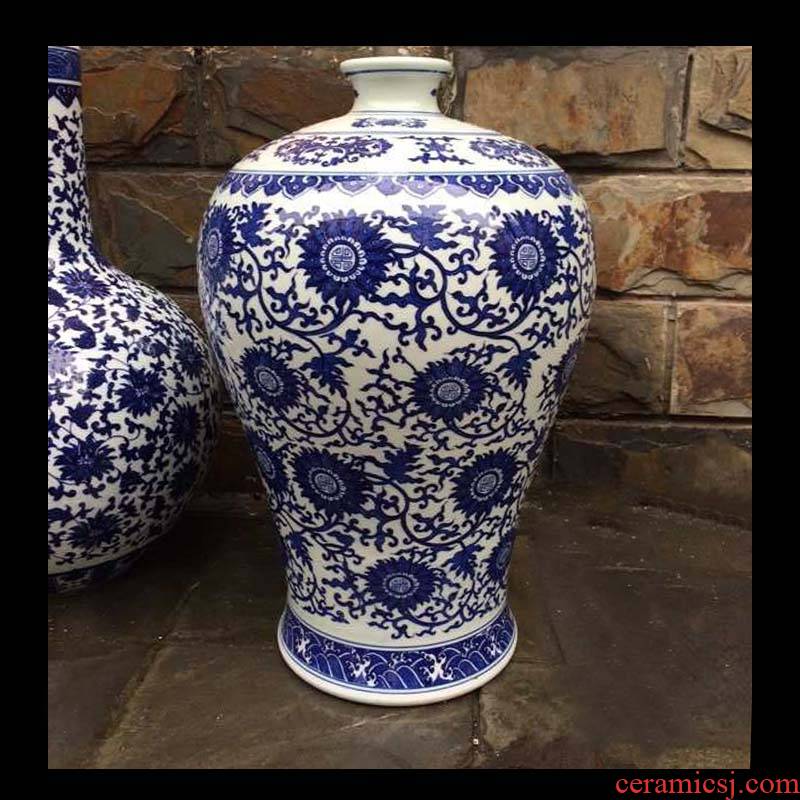 Jingdezhen porcelain bottle may study of sitting room elegant blue and white life of furnishing articles word wrap lotus flower porcelain bottle