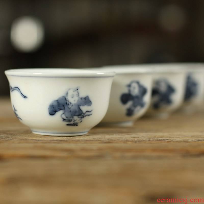 Chaoshan kungfu cup hand - made excessive penetration small ceramic bowl sample tea cup 90 s old chaozhou sip small cups
